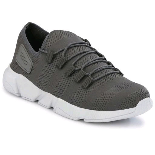 Trendy Standard Men's Sports Shoes